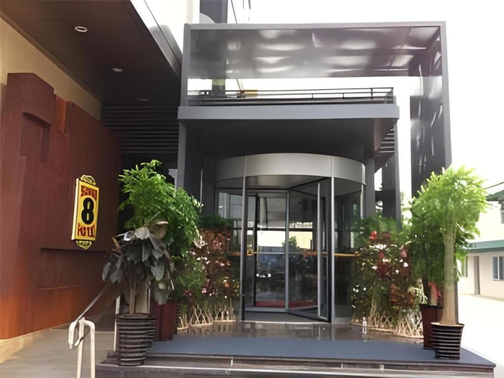 Super 8 Hotel Beijing New National Exhibition Yumin Street Exterior foto
