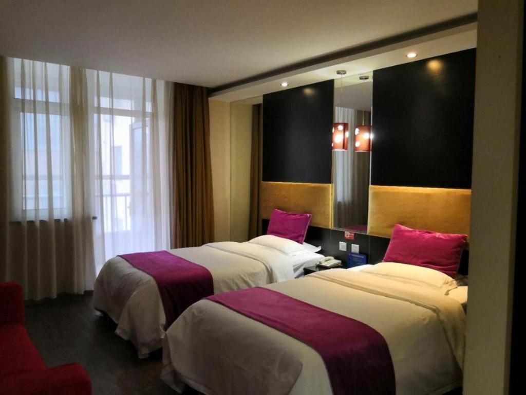 Super 8 Hotel Beijing New National Exhibition Yumin Street Exterior foto