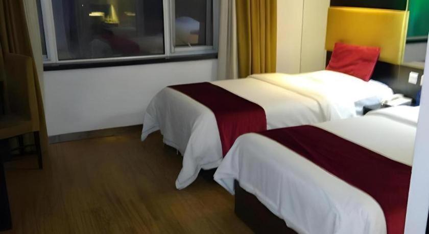 Super 8 Hotel Beijing New National Exhibition Yumin Street Exterior foto